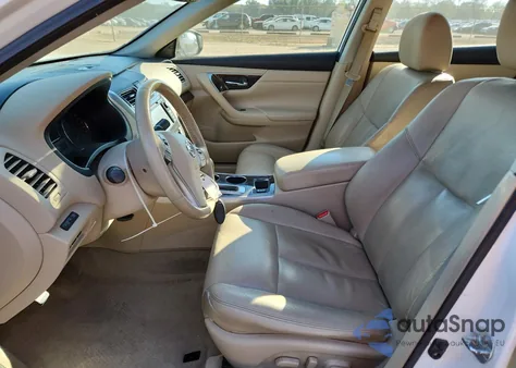 2014 Nissan Altima 2.5 z USA, uszkodzony, nr VIN 1N4AL3AP9EC108119